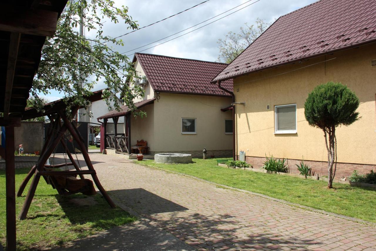 Apartmán Ріточка Běrehovo Exteriér fotografie